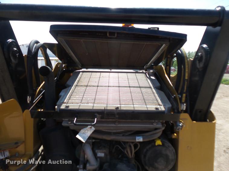 image for item DC2749 2013 Caterpillar 242B3 skid steer