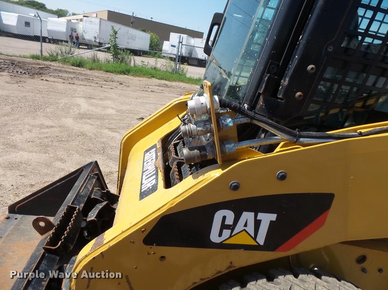 image for item DC2749 2013 Caterpillar 242B3 skid steer
