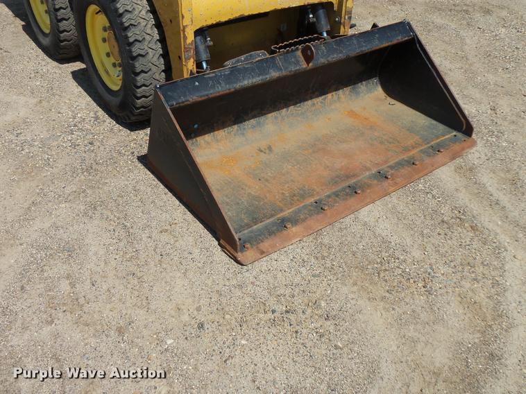 image for item DC2749 2013 Caterpillar 242B3 skid steer