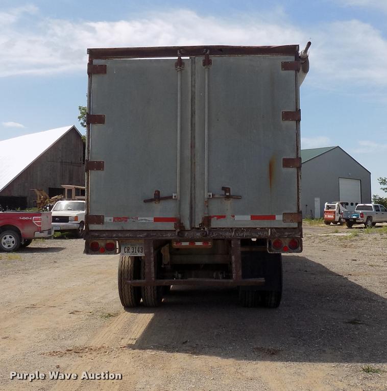 image for item DC4928 1991 Fruehauf walking floor trailer