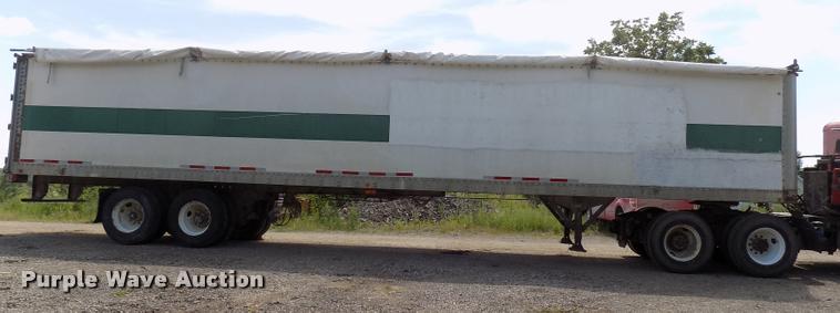 image for item DC4928 1991 Fruehauf walking floor trailer