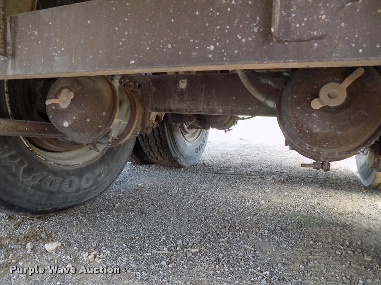 image for item DC4928 1991 Fruehauf walking floor trailer