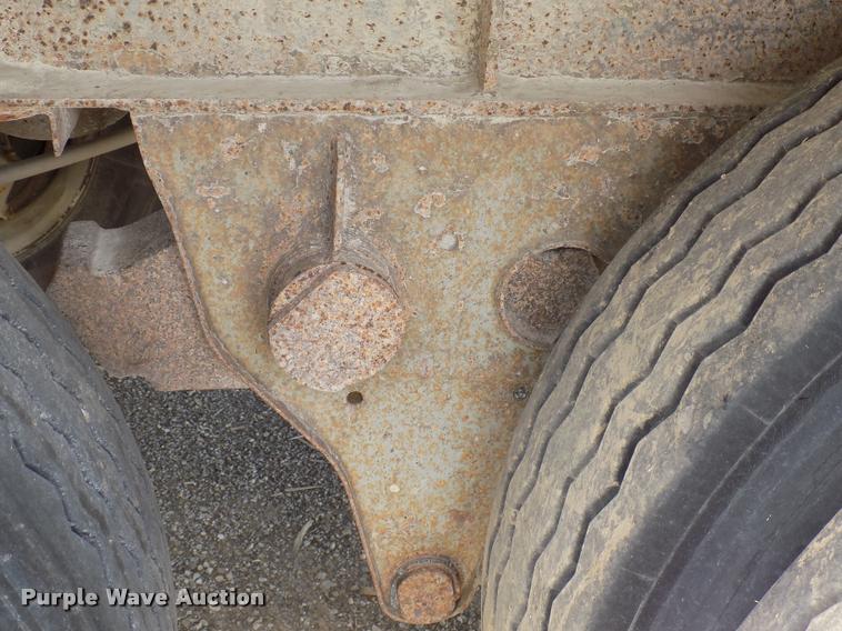 image for item DC4928 1991 Fruehauf walking floor trailer