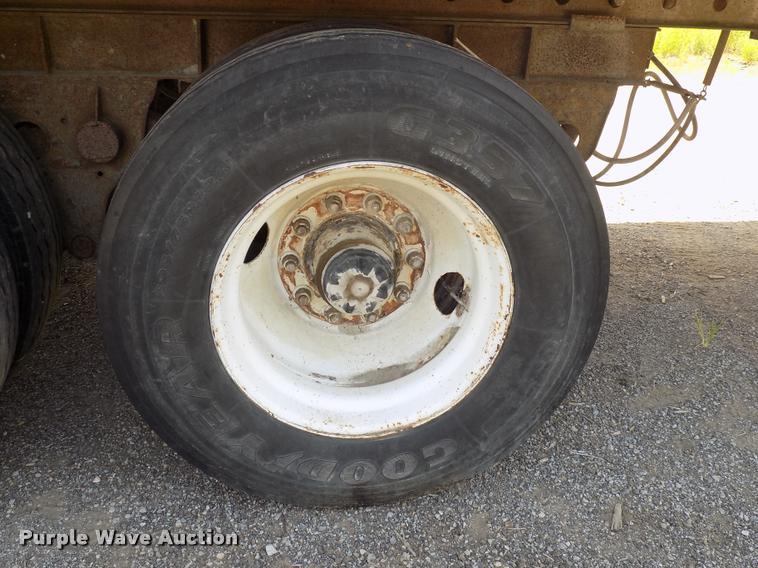 image for item DC4928 1991 Fruehauf walking floor trailer