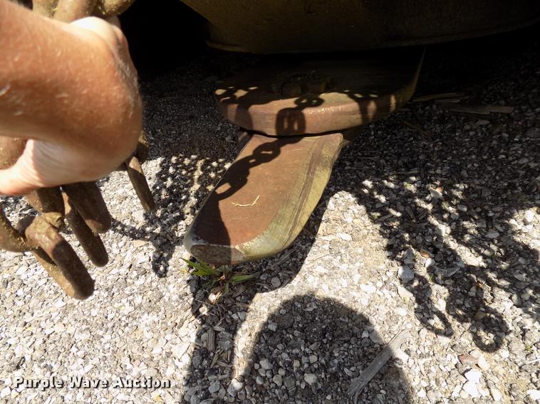 image for item DC4929 1992 Kendall 690A cutter