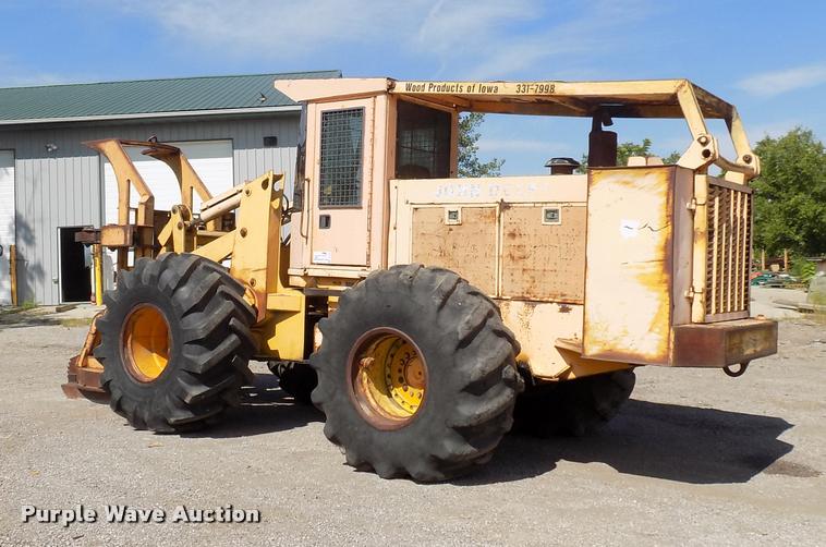 image for item DC4930 1992 John Deere 643D feller buncher