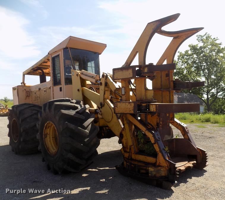 image for item DC4930 1992 John Deere 643D feller buncher