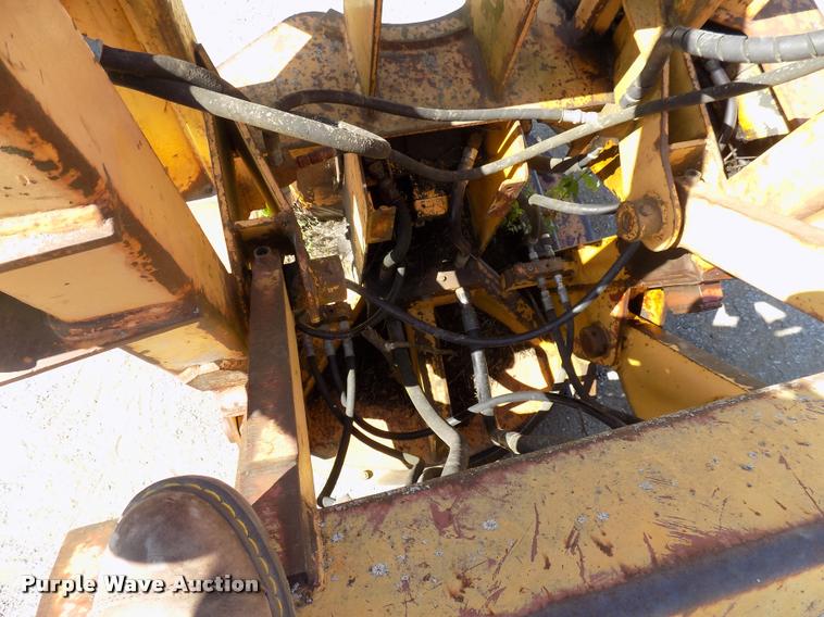 image for item DC4930 1992 John Deere 643D feller buncher