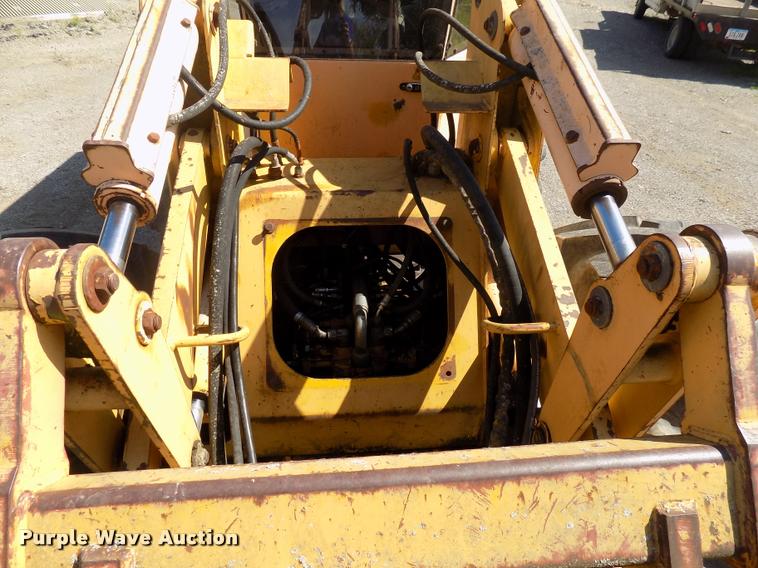 image for item DC4930 1992 John Deere 643D feller buncher