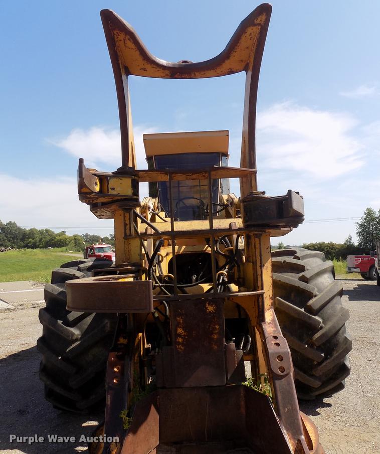 image for item DC4930 1992 John Deere 643D feller buncher