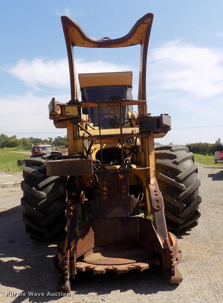 image for item DC4930 1992 John Deere 643D feller buncher