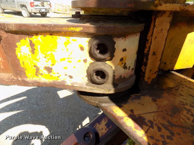 image for item DC4930 1992 John Deere 643D feller buncher