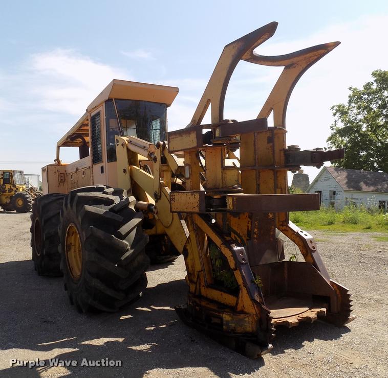 image for item DC4930 1992 John Deere 643D feller buncher