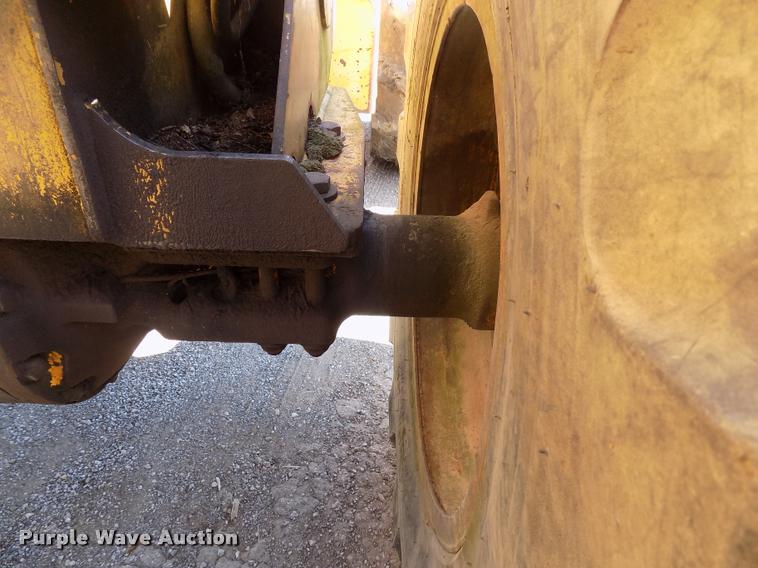 image for item DC4930 1992 John Deere 643D feller buncher