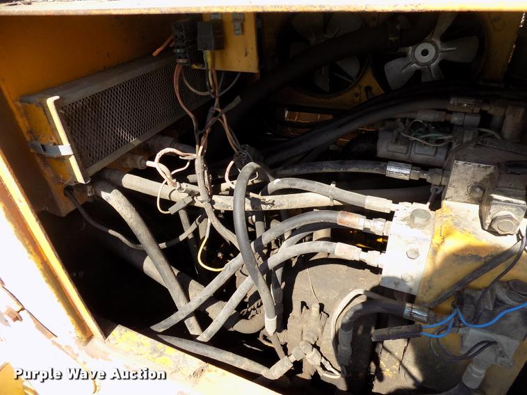 image for item DC4930 1992 John Deere 643D feller buncher