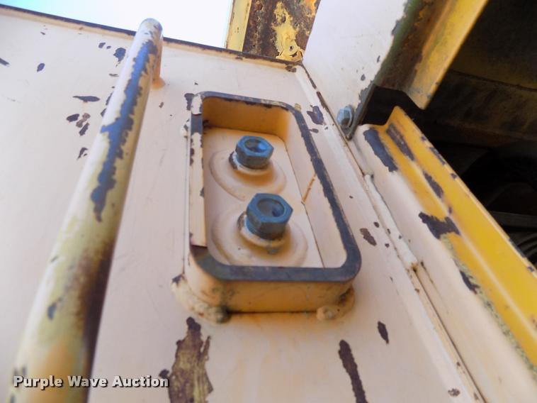 image for item DC4930 1992 John Deere 643D feller buncher