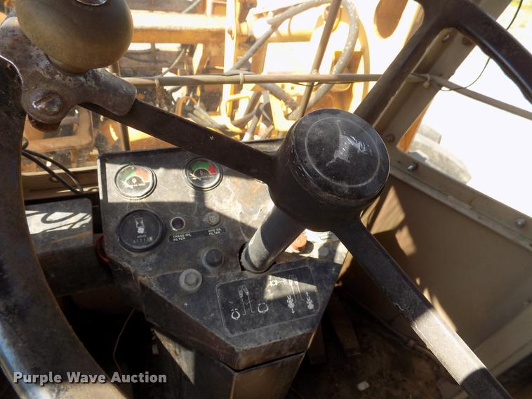 image for item DC4930 1992 John Deere 643D feller buncher