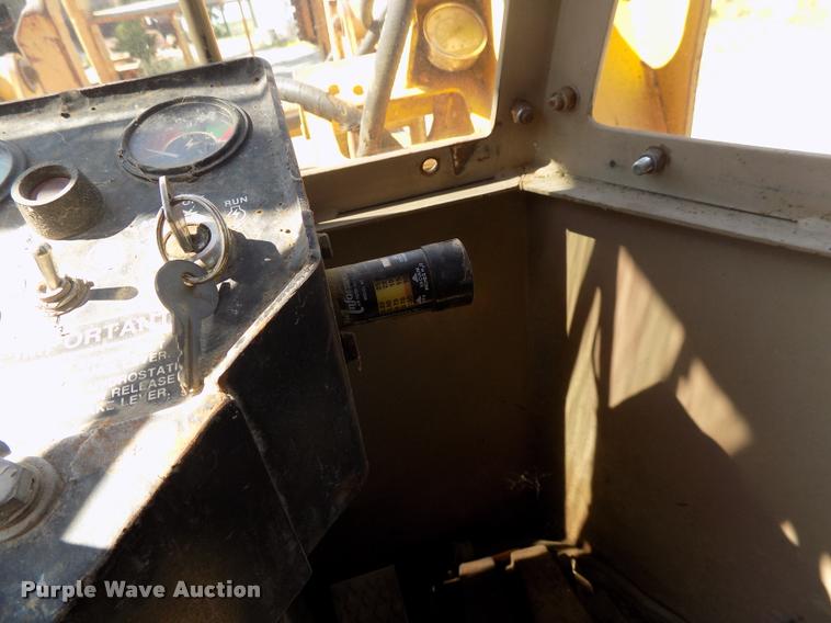 image for item DC4930 1992 John Deere 643D feller buncher