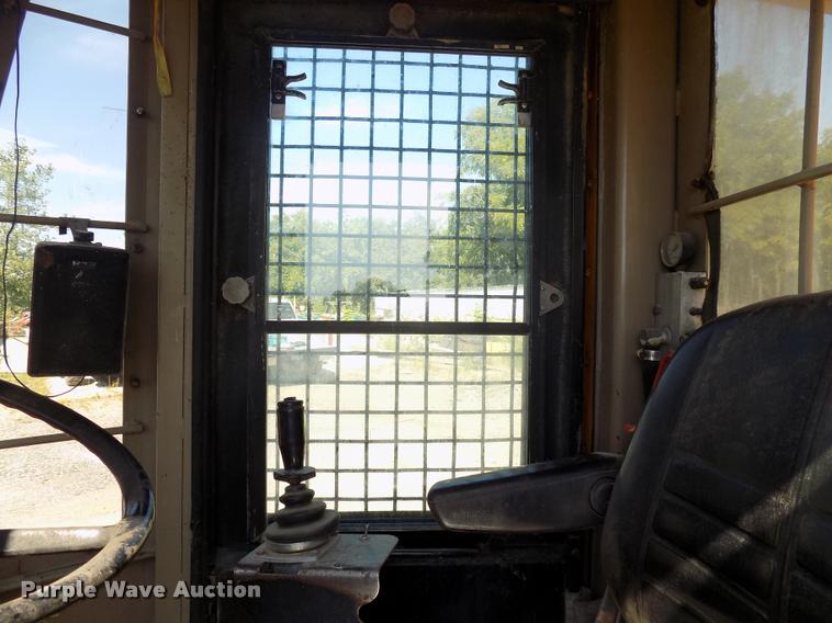 image for item DC4930 1992 John Deere 643D feller buncher