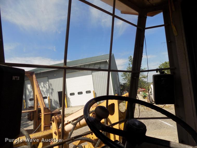 image for item DC4930 1992 John Deere 643D feller buncher