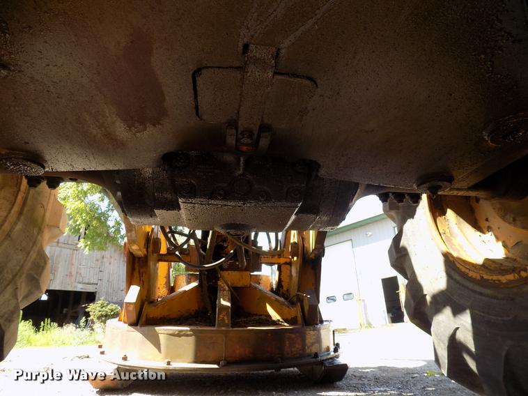 image for item DC4930 1992 John Deere 643D feller buncher