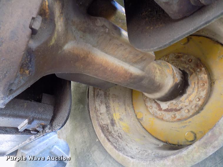 image for item DC4930 1992 John Deere 643D feller buncher