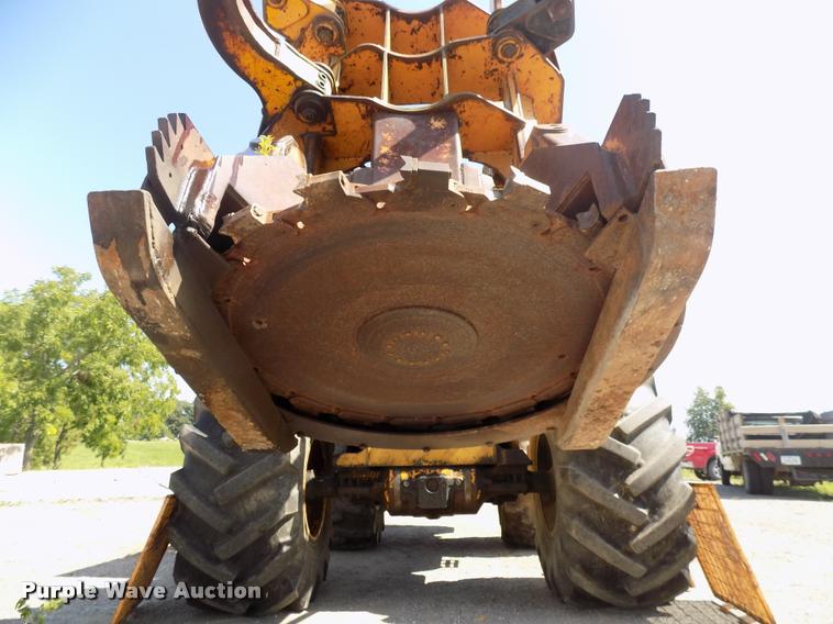 image for item DC4930 1992 John Deere 643D feller buncher