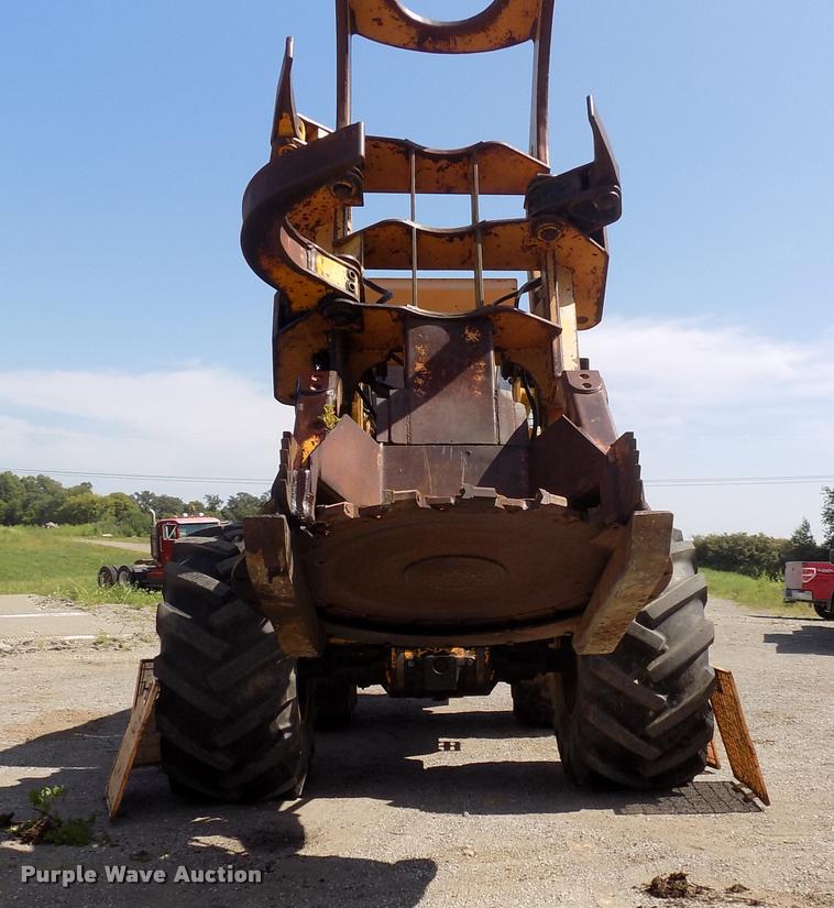 image for item DC4930 1992 John Deere 643D feller buncher