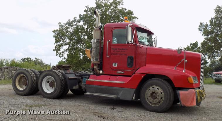 image for item DC4931 1995 Freightliner FLD semi truck