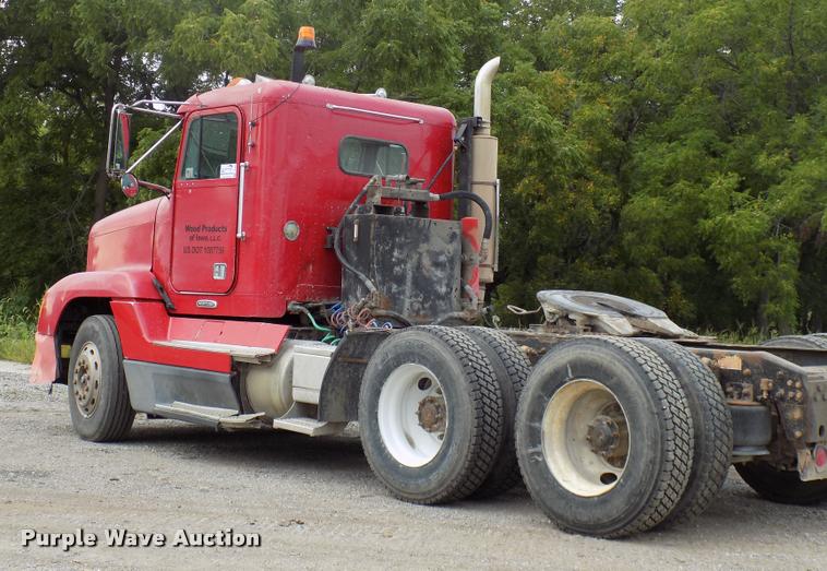 image for item DC4931 1995 Freightliner FLD semi truck