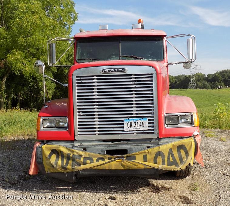 image for item DC4931 1995 Freightliner FLD semi truck