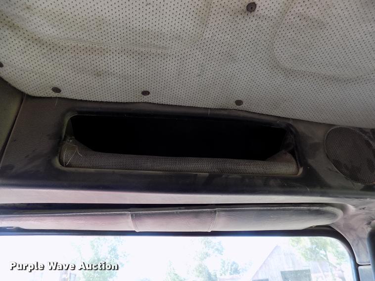 image for item DC4931 1995 Freightliner FLD semi truck