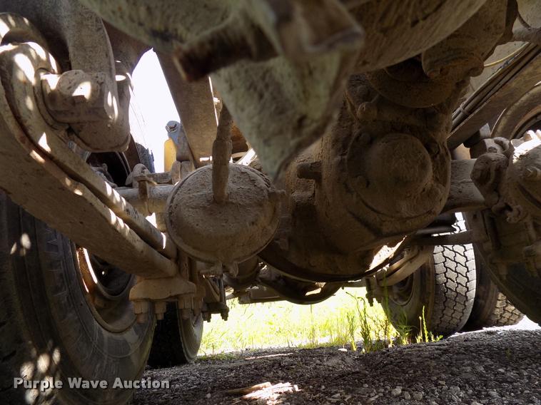 image for item DC4931 1995 Freightliner FLD semi truck