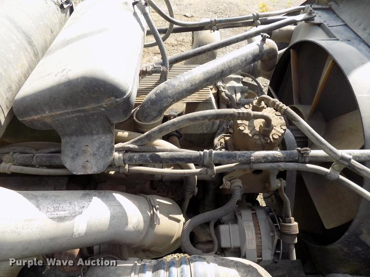 image for item DC4931 1995 Freightliner FLD semi truck