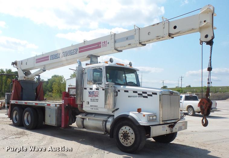 image for item DC5371 2000 Western Star 4964FX crane truck