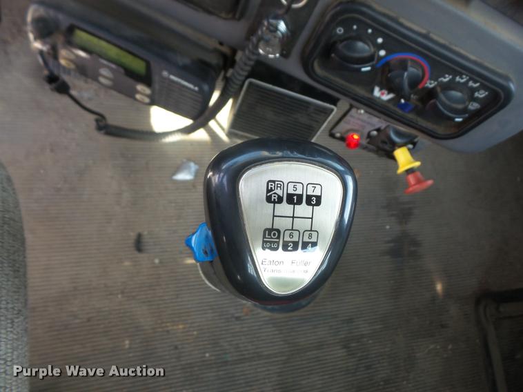 image for item DC5371 2000 Western Star 4964FX crane truck