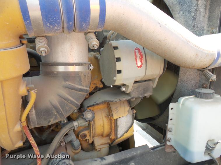 image for item DC5371 2000 Western Star 4964FX crane truck