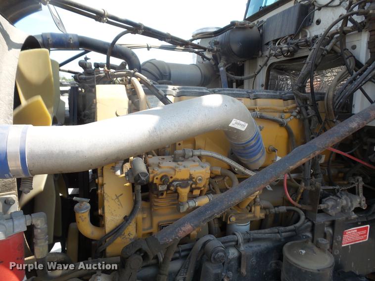 image for item DC5371 2000 Western Star 4964FX crane truck