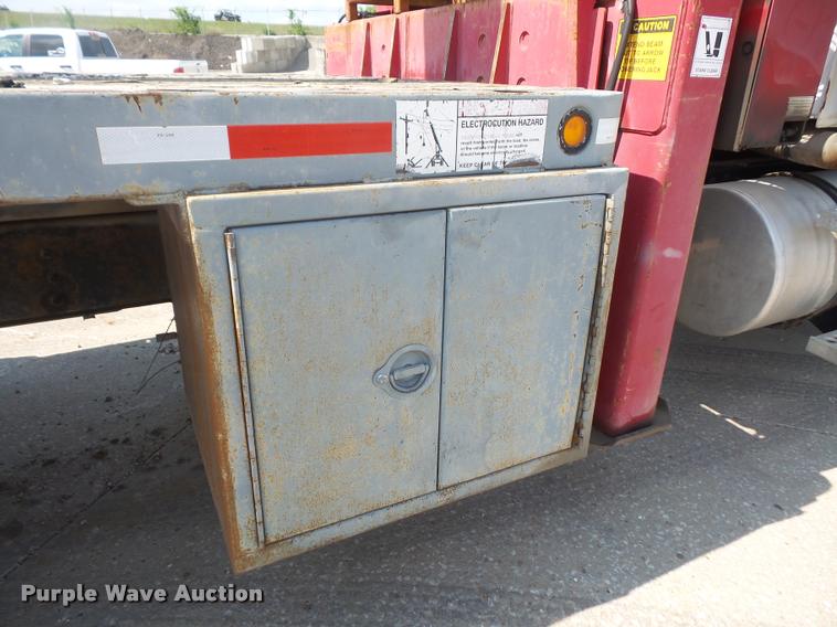 image for item DC5371 2000 Western Star 4964FX crane truck