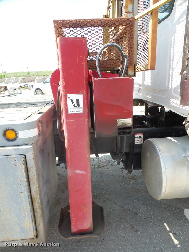 image for item DC5371 2000 Western Star 4964FX crane truck