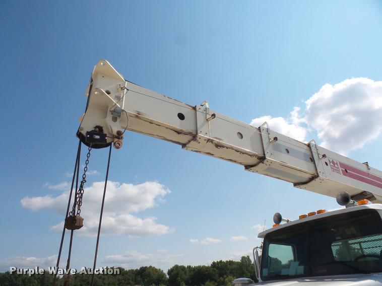 image for item DC5371 2000 Western Star 4964FX crane truck