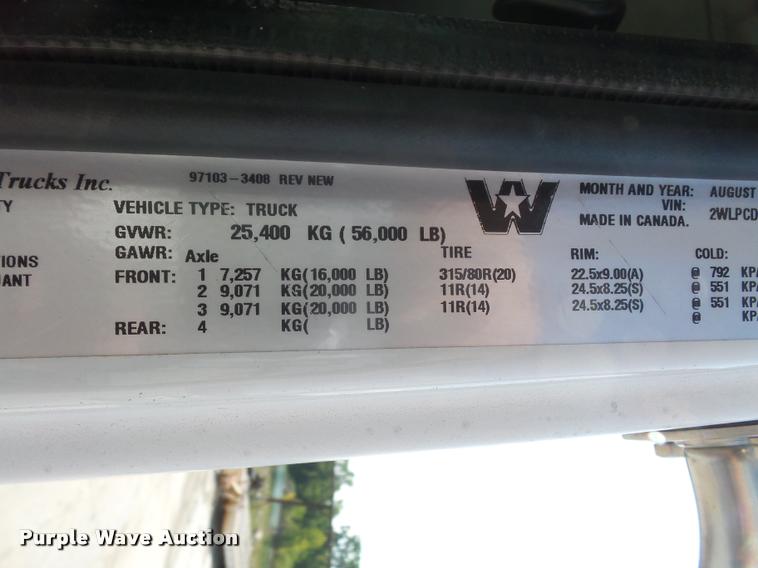 image for item DC5371 2000 Western Star 4964FX crane truck