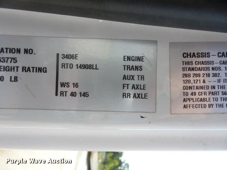 image for item DC5371 2000 Western Star 4964FX crane truck