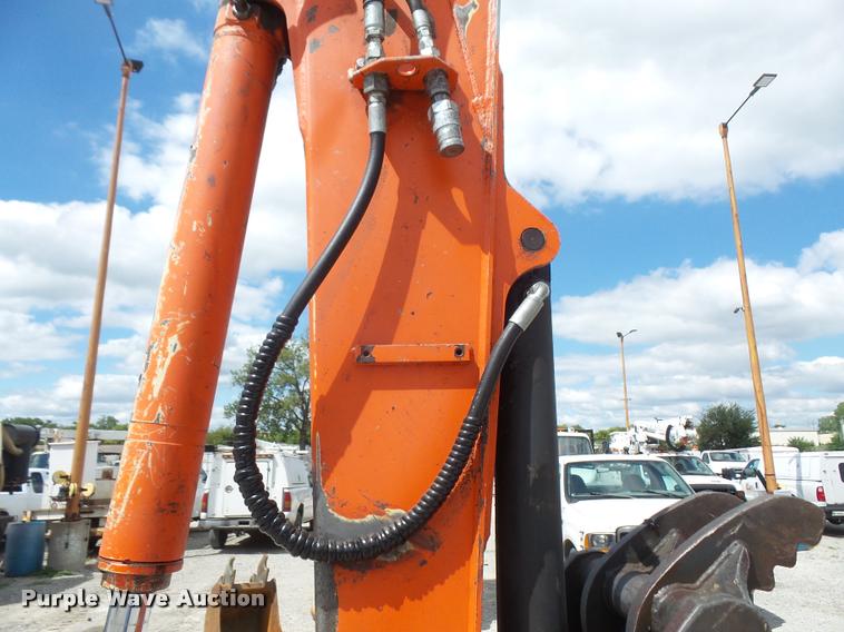 image for item DC5398 2007 Kubota KX080-3 compact excavator