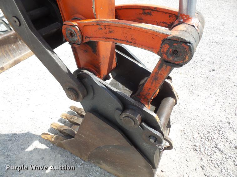 image for item DC5398 2007 Kubota KX080-3 compact excavator