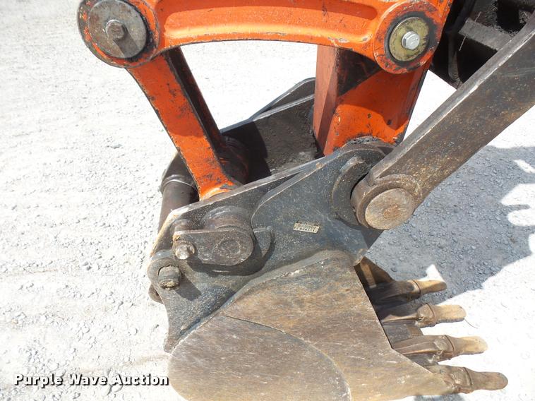 image for item DC5398 2007 Kubota KX080-3 compact excavator