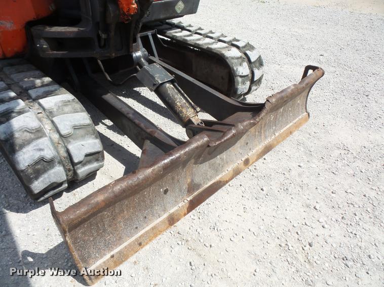 image for item DC5398 2007 Kubota KX080-3 compact excavator