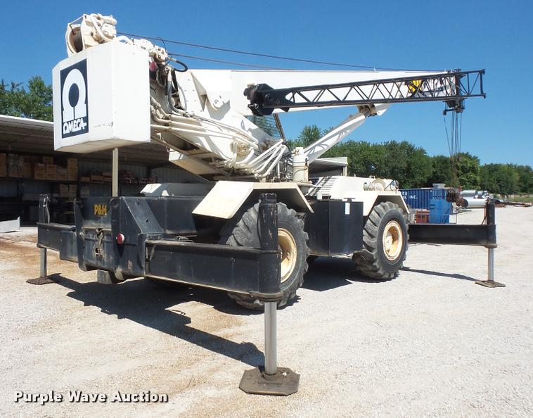 image for item DC5415 1981 P & H Omega 25 crane