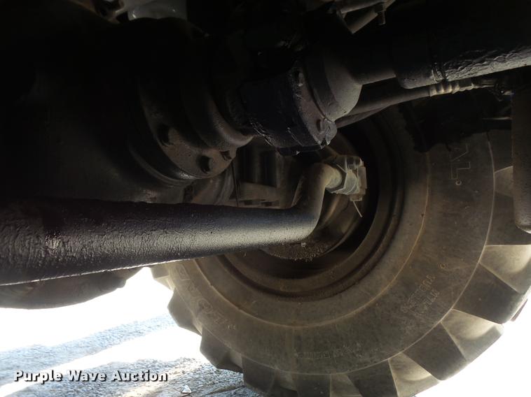 image for item DC5415 1981 P & H Omega 25 crane