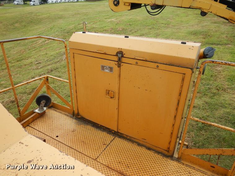 image for item DC5995 1986 Caterpillar PR-450 cold milling machine